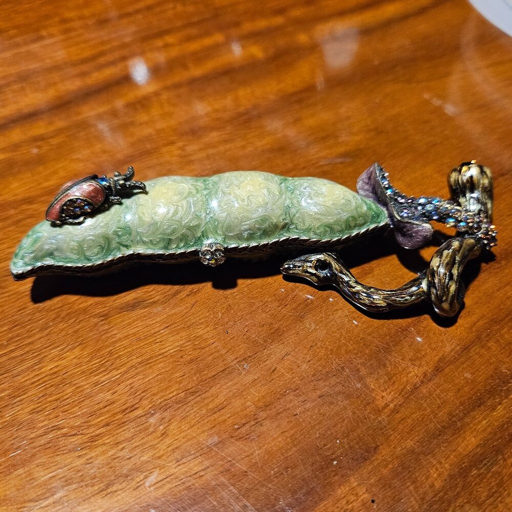 Jay Strongwater Green Enamel Peapod Box with Beetle and Snake Accents